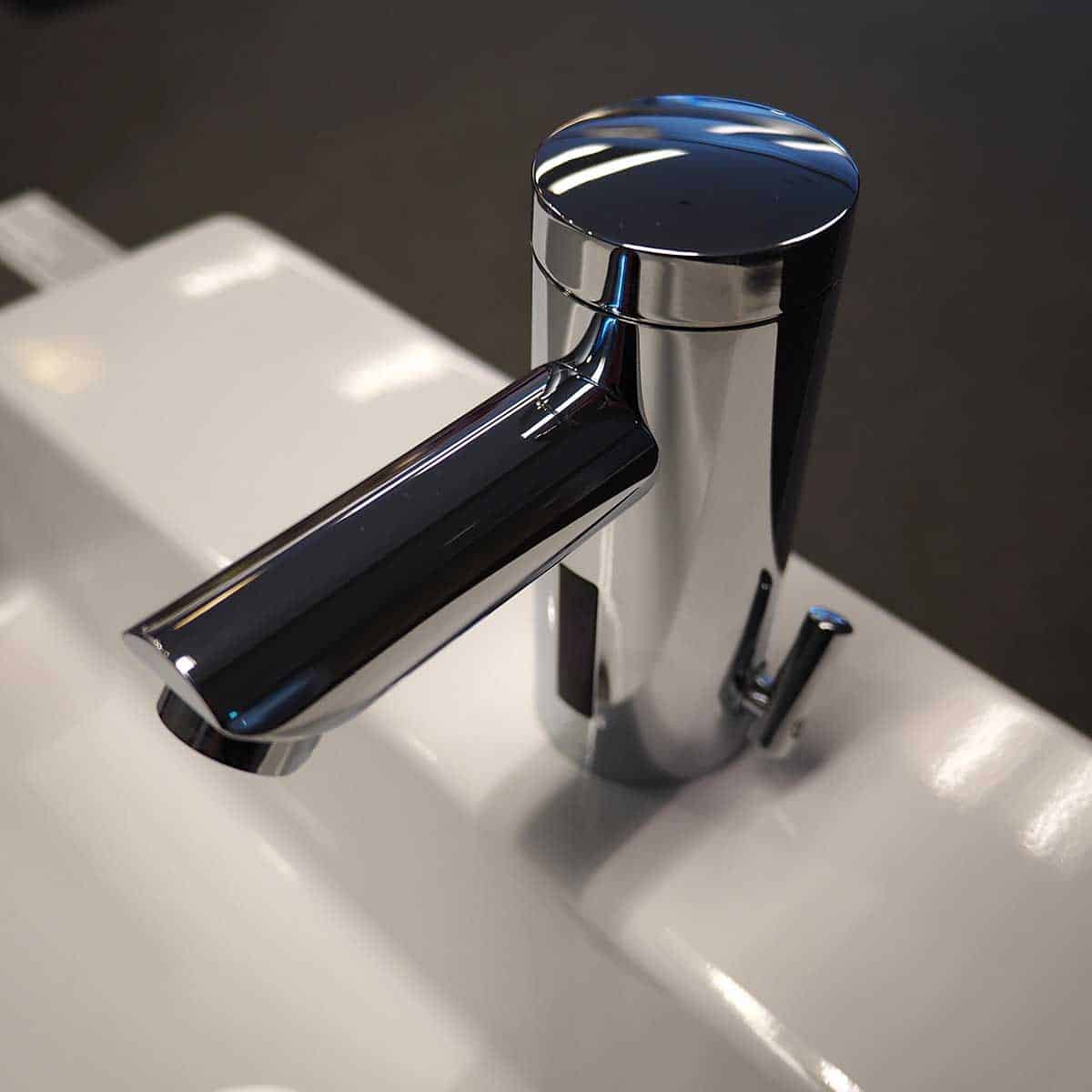 touchless faucet